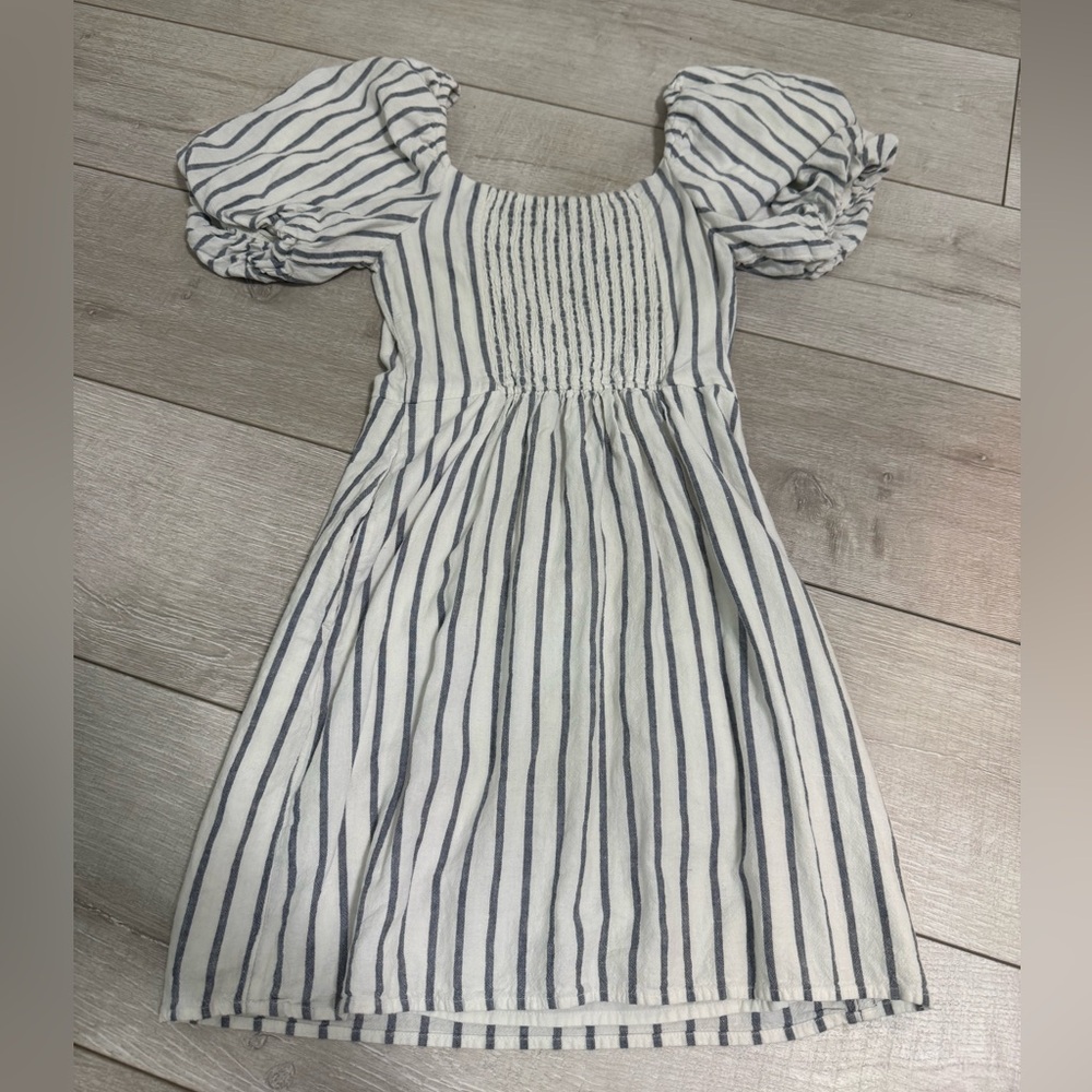 Abercrombie & Fitch White Dress with Blue Stripes and Puff Sleeves - Picture 2 of 3